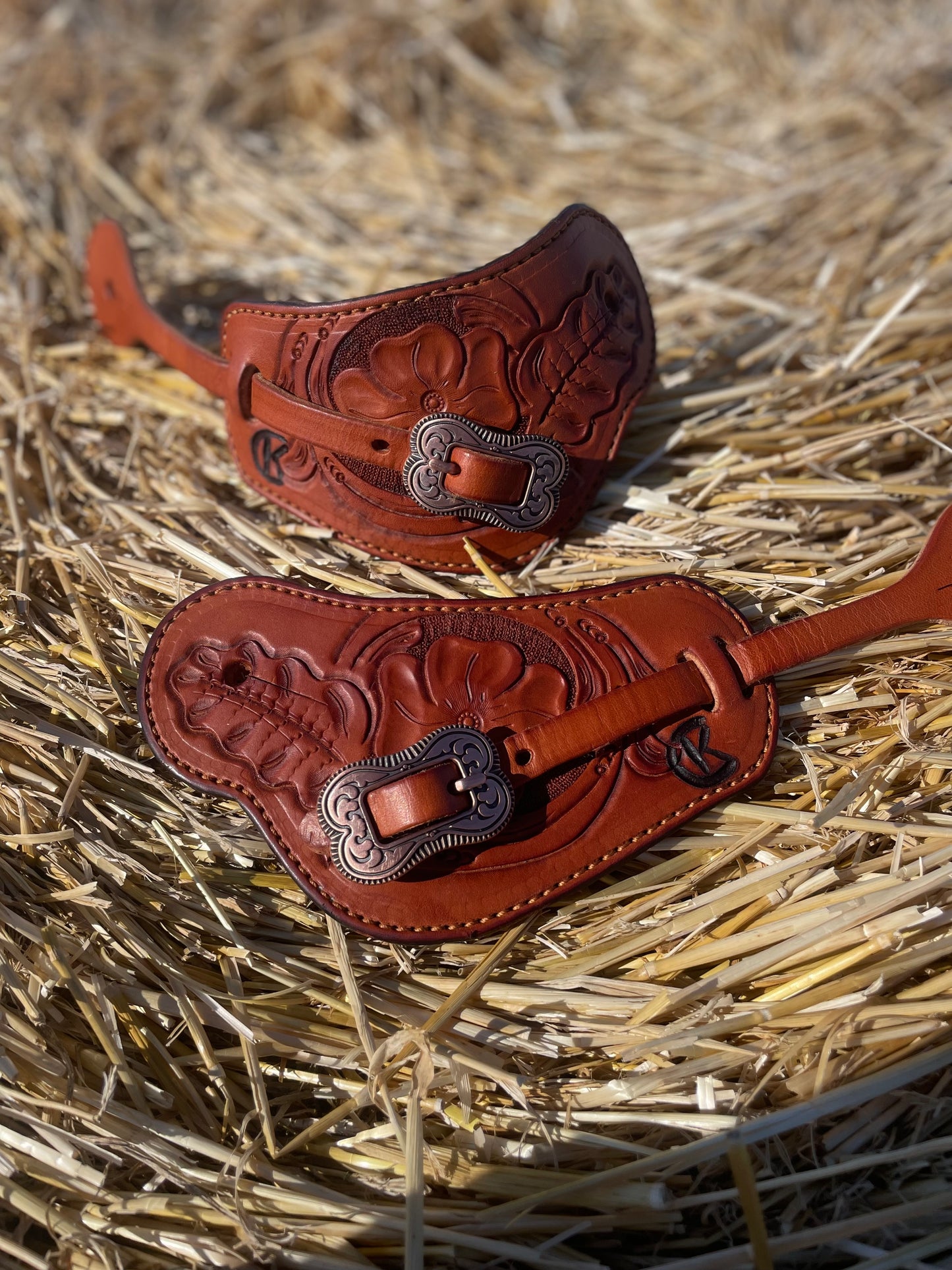 Carved Spur Straps