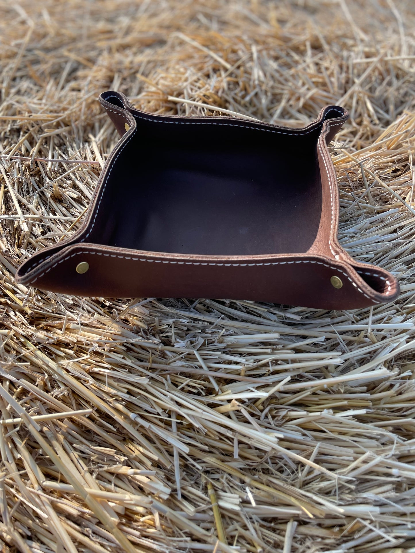 Table/Key Tray