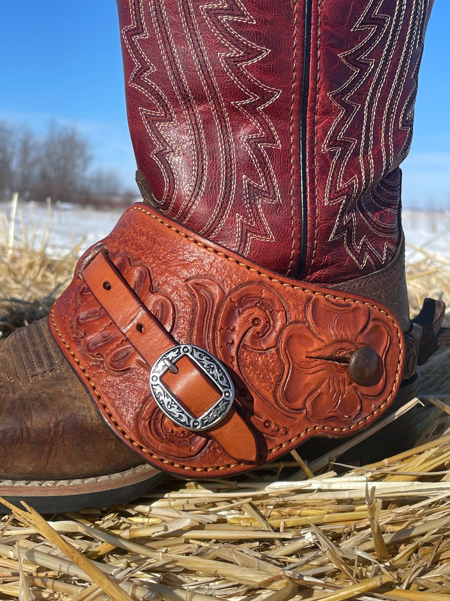 Carved Spur Straps