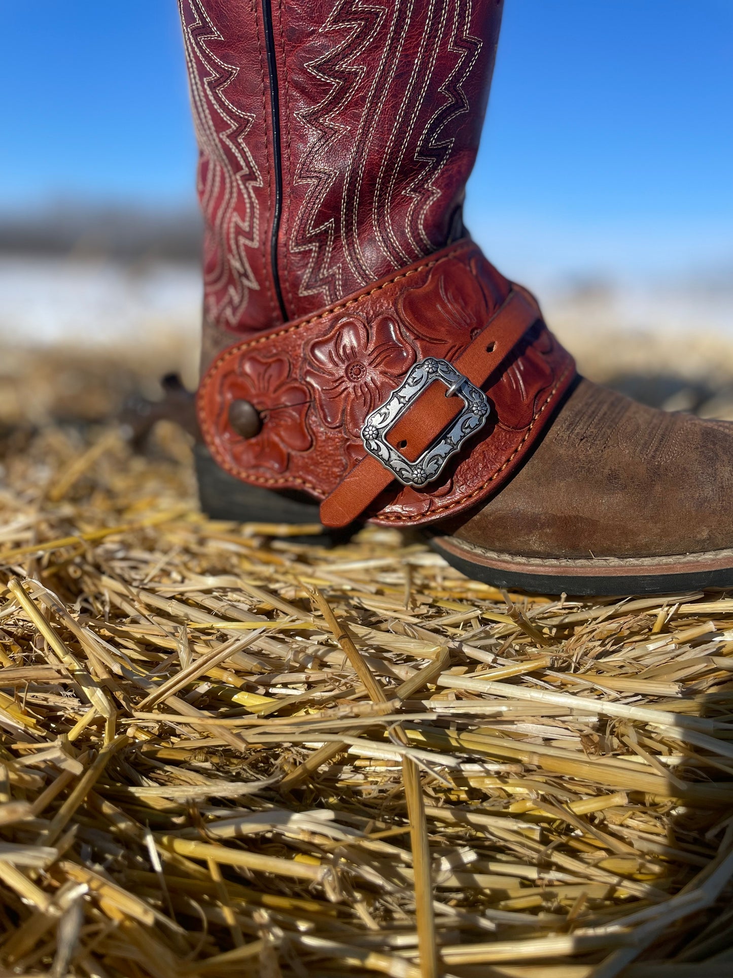 Carved Spur Straps