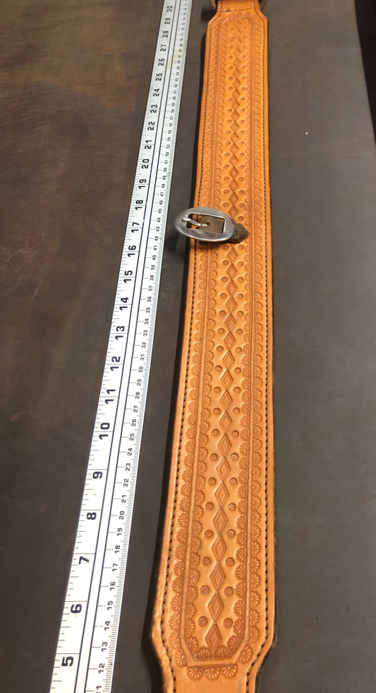 Herman Oak Back Cinch